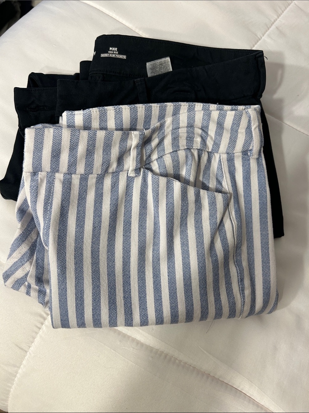 Old Navy Striped Ankle Cropped Pants - Blue & White with Black Pair
